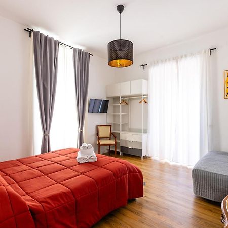 Barrio 133 - Double Bedroom In Center By Napoliapartments Kültér fotó