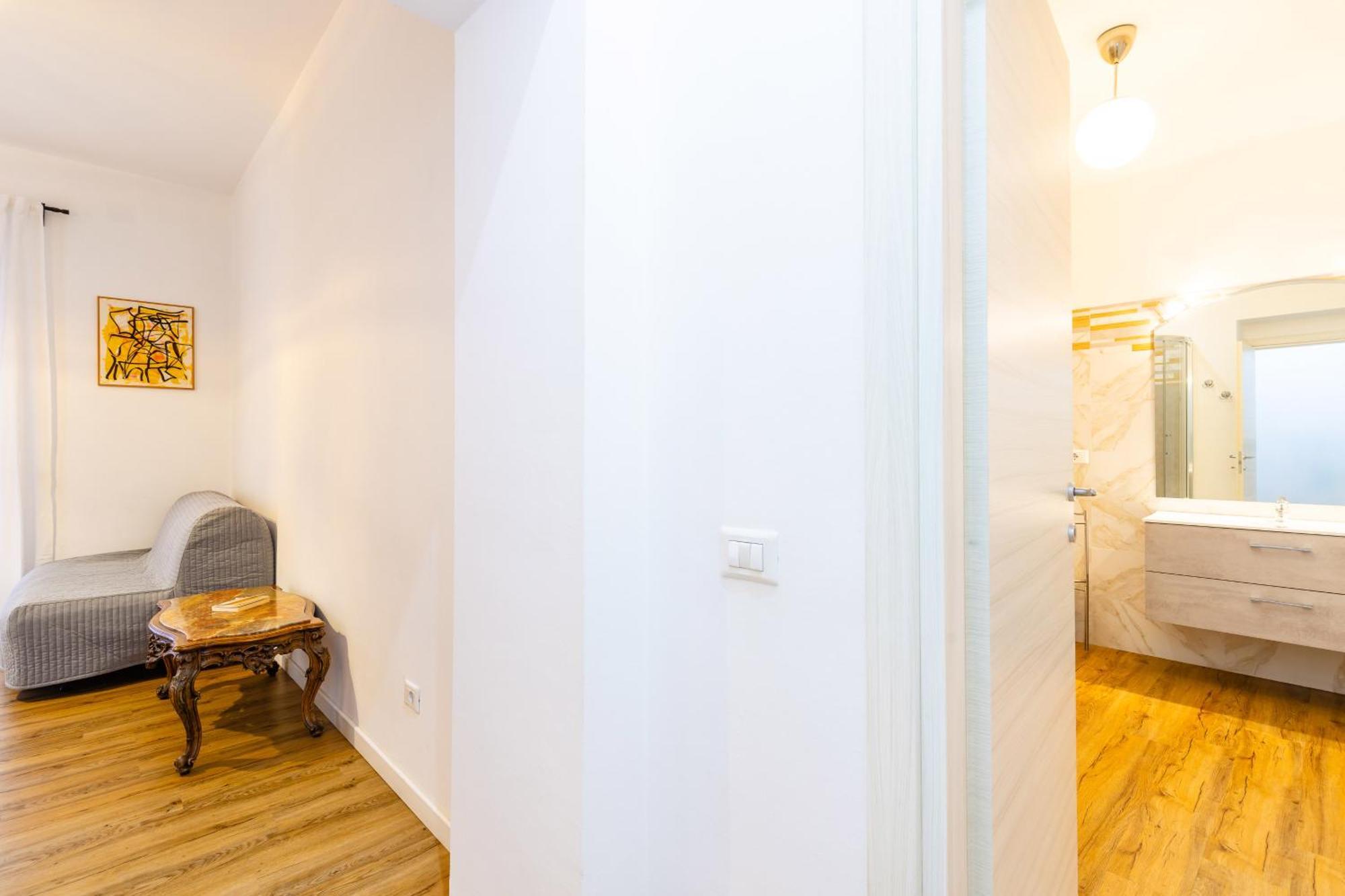 Barrio 133 - Double Bedroom In Center By Napoliapartments Kültér fotó